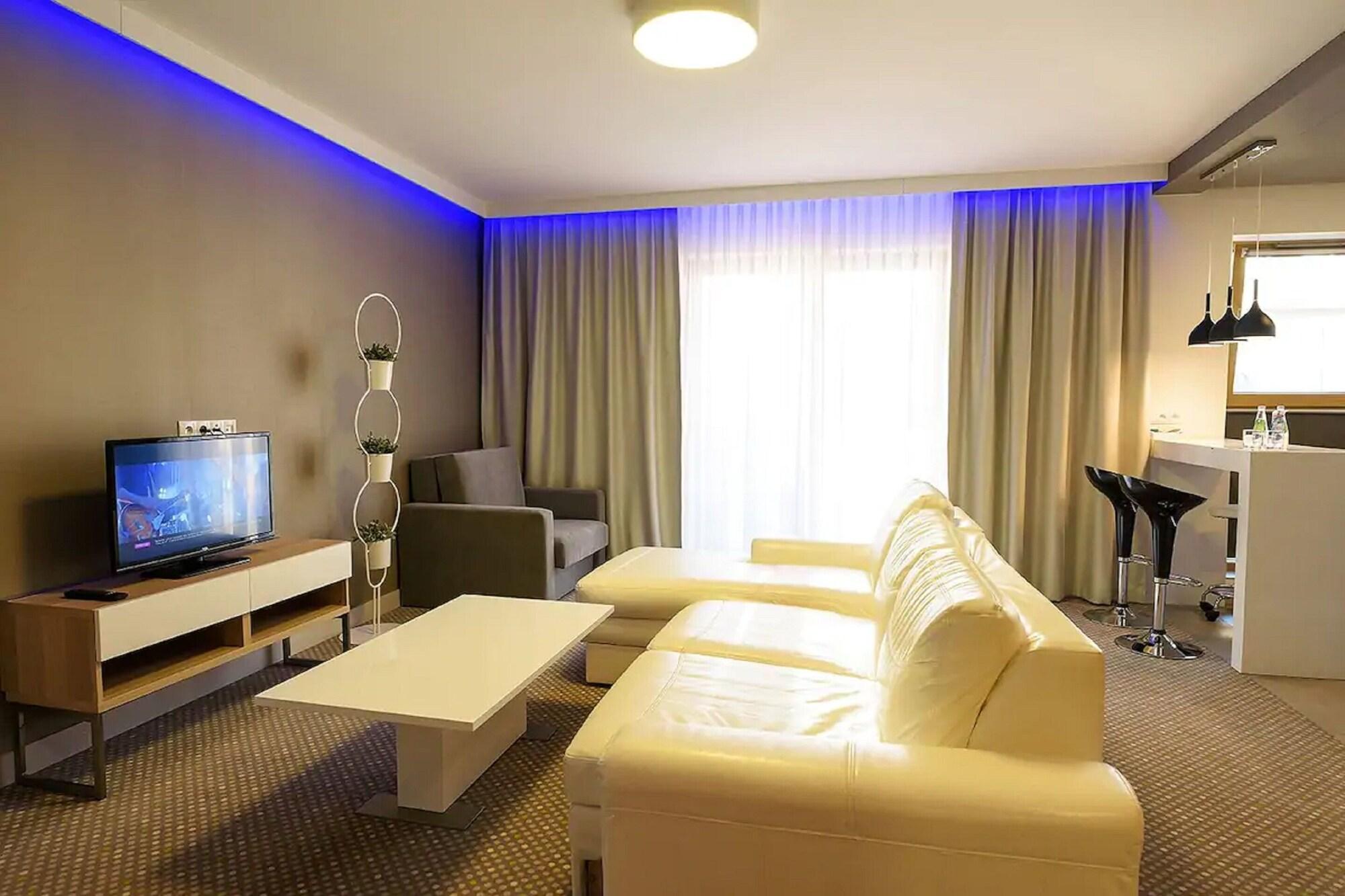 Invite Aparthotel Wroclaw Exterior photo