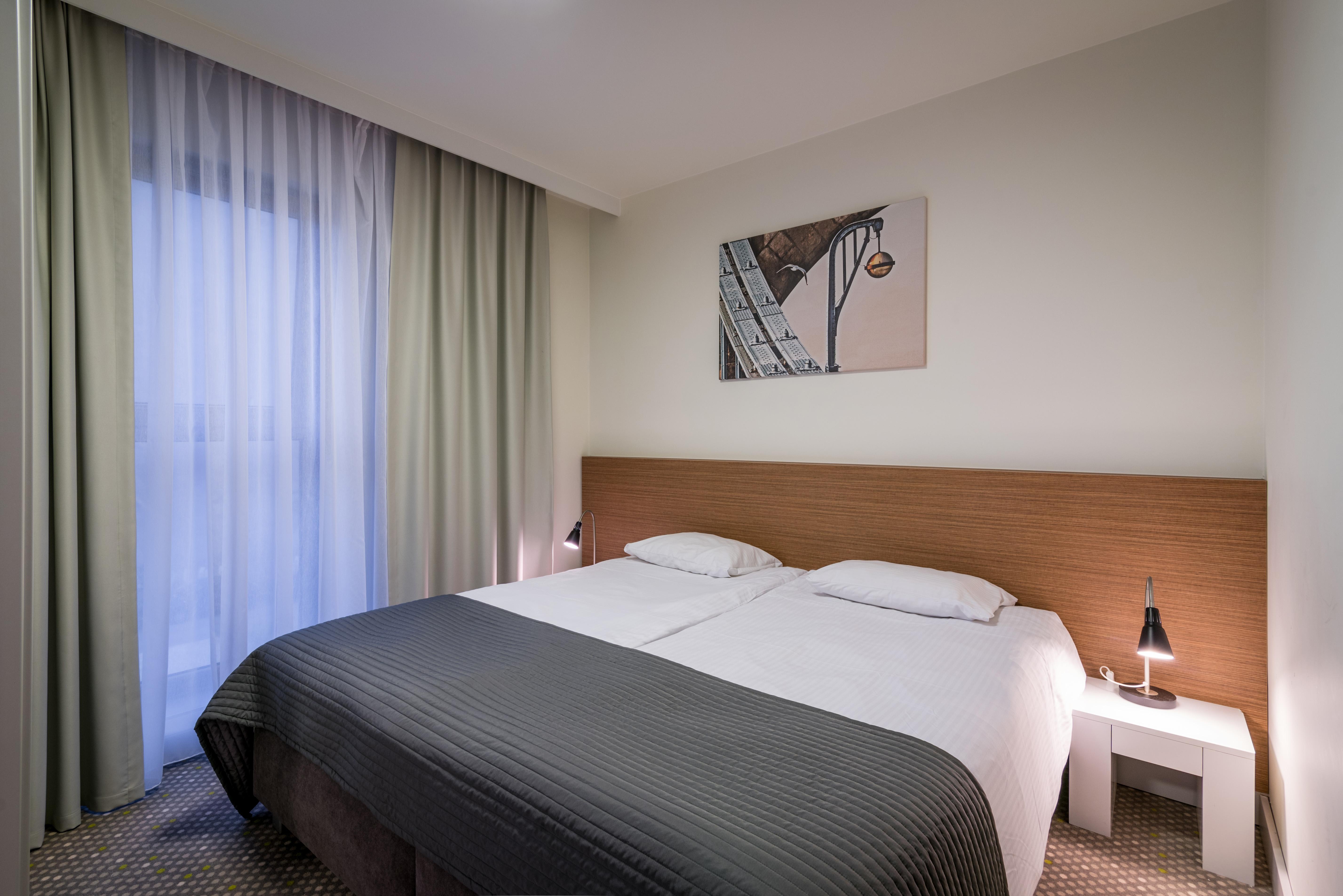 Invite Aparthotel Wroclaw Exterior photo